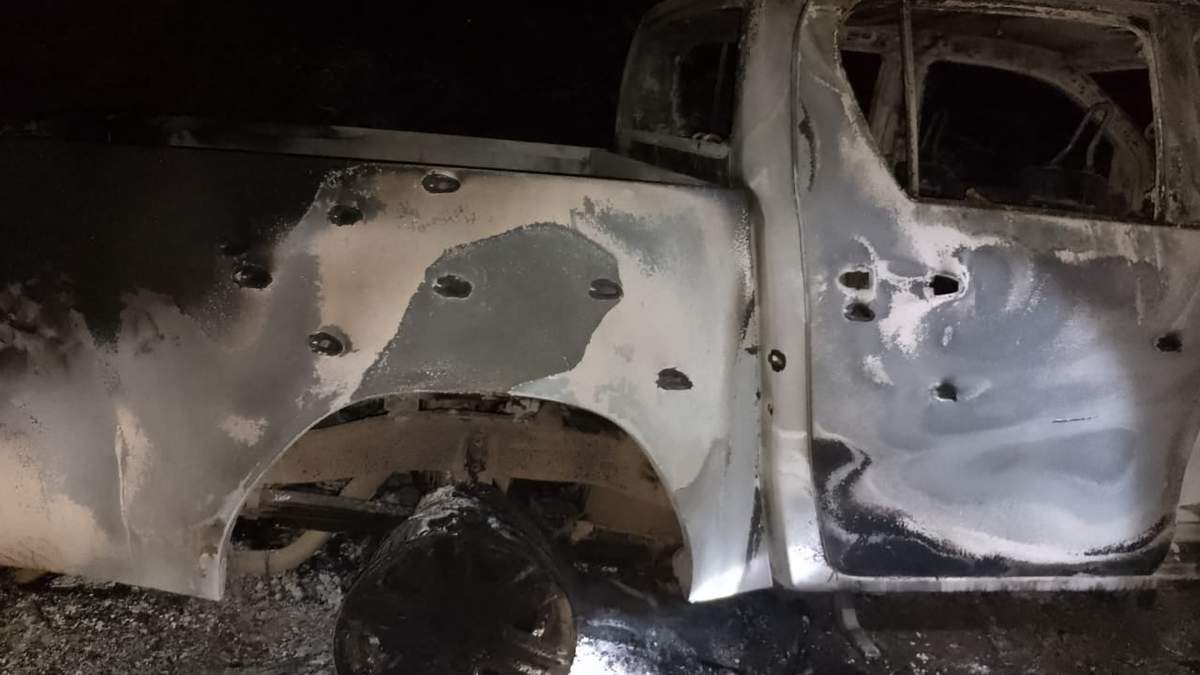 Balean e incendian camioneta de Crispín Hernández, candidato del PT a alcaldía de Mixtla de Altamirano