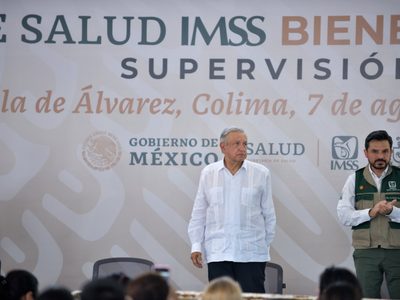 AMLO reitera que no suspenderá contratación de médicos cubanos "aunque no le guste a conservadores"