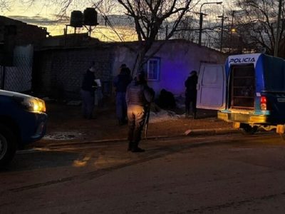 Centenario: allanaron un aguantadero en el que vendían cocaína