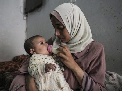 Estas madres palestinas en Gaza dieron a luz; sus bebés solo han conocido la guerra
