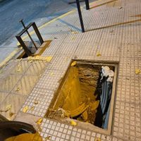 Insólito: vecinos reclaman por una nueva ola de robos de tapas de alcantarillas