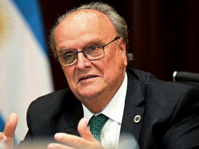 De Mendiguren: “Al que trabaja no le alcanza el sueldo y eso es consecuencia de la inflación"