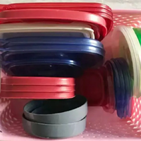 No tires las tapas de envases plásticos: así de fácil podés crear esta manualidad navideña para decorar tu hogar