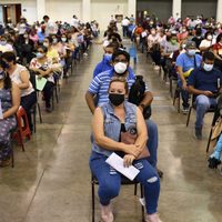 México supera las 215 mil muertes por covid; se estiman 22 mil casos activos