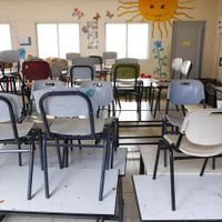 ¿Las escuelas seguirán vacías? El presidente advirtió que el comienzo de las clases "puede esperar"