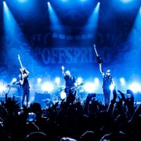 The Offspring, punk rock brutal en el Pepsi Center
