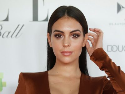 Conjunto de lujo: Georgina Rodríguez muestra su look más costoso en las calles de París