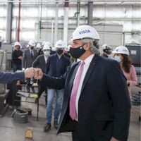 “A seguir trabajando que la Argentina tiene mucho para dar”: Alberto Fernández desde la empresa Ball