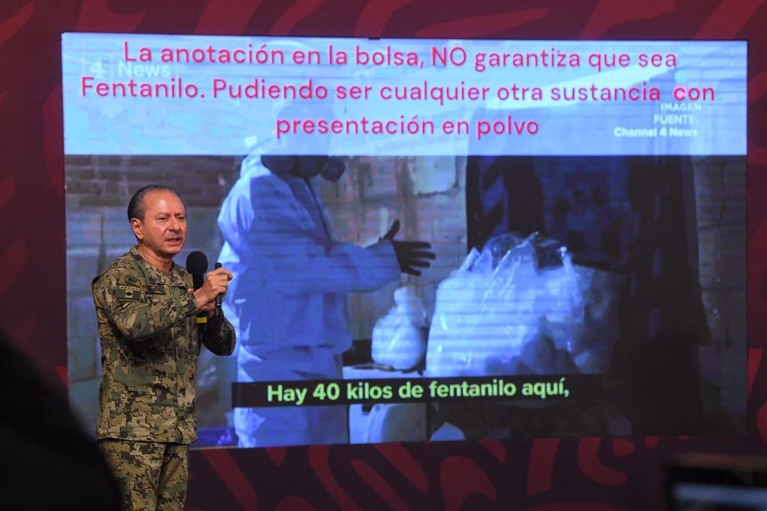 El secretario de la Marina, Rafael Ojeda Durán, desmiente un video sobre producción de fentanilo. 4 de mayo de 2023