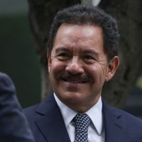 Recorte al Poder Judicial y “ajuste mínimo" al INE, anticipa Ignacio Mier