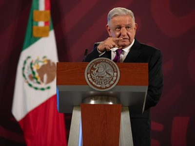 AMLO sentencia que libros de texto de la SEP llegarán a las aulas: "no hay ningún juicio de amparo"