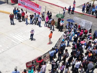 Liberan a 17 normalistas de Mactumactzá en Chiapas... tras vincularlos a proceso