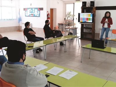 Villa Pehuenia: concretaron encuentro de prestadores turísticos y comercios