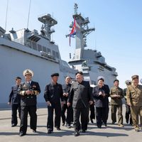 Corea del Norte lanza un misil balístico hacia el este