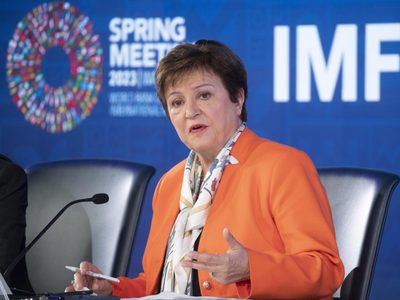 El Gobierno recibirá una comitiva del FMI para renegociar el acuerdo