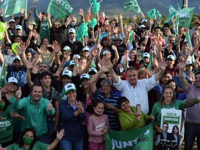 Elecciones generales: JSRN cerró su campaña con una caravana en Bariloche