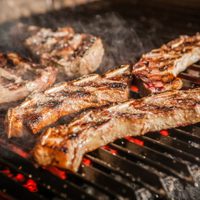 Los secretos de los parrilleros: 3 motivos que pueden arruinar tu asado y seguro no lo sabías