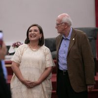 “Ninguna novedad en el frente”: Sheinbaum desestima apoyo de élite intelectual a Xóchitl
