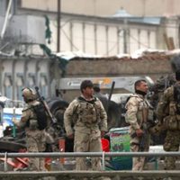 Ataque suicida en Kabul; al menos 28 muertos y 327 heridos