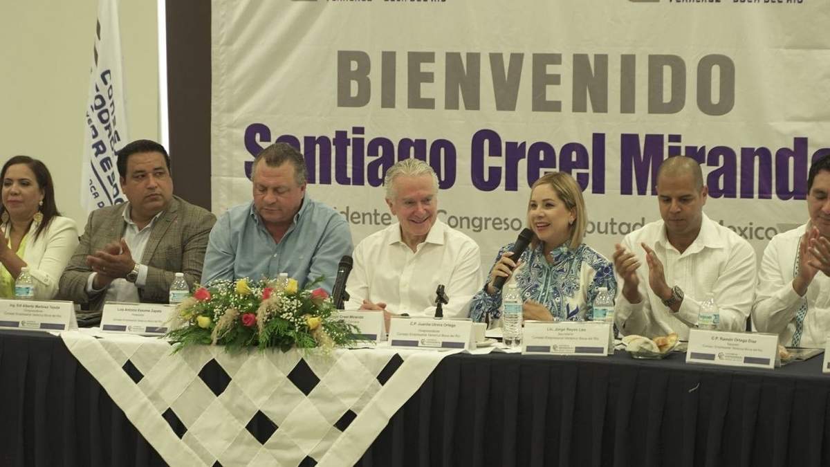 El diputado panista se reunió con empresarios en Veracruz