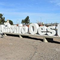 La foto viral de San Antonio Oeste: encalló un barco pesquero