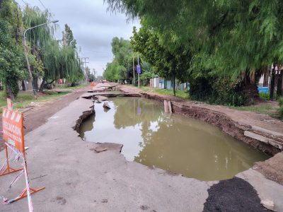 Emergencia ambiental y crisis por otro colapso cloacal en Guaymallén