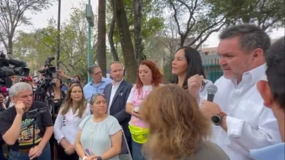 Los panistas en el pozo Alfonso XIII