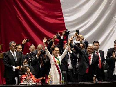 Una toma de mando sin guion propio