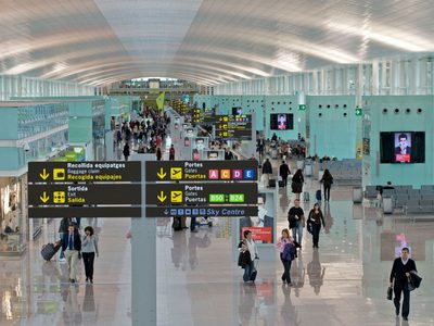 Desesperados, casi 40 palestinos aprovecharon una escala en España para pedir asilo