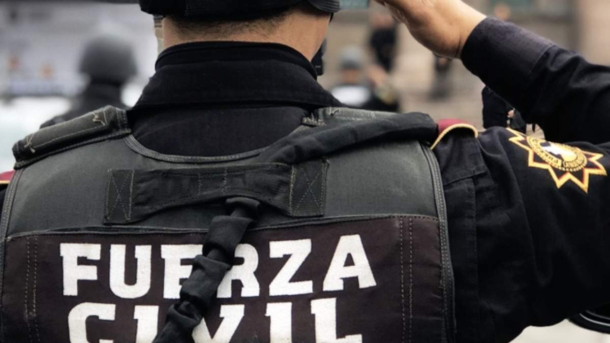 Un elemento de Fuerza Civil