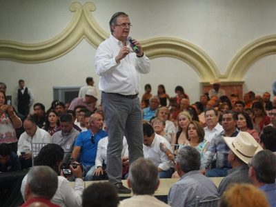 “Voy ganando, pregúntenle a Claudia si se irá de Morena”, dice Ebrard
