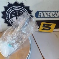 Hallaron cocaína líquida en un kiosco de drogas en Loncopué