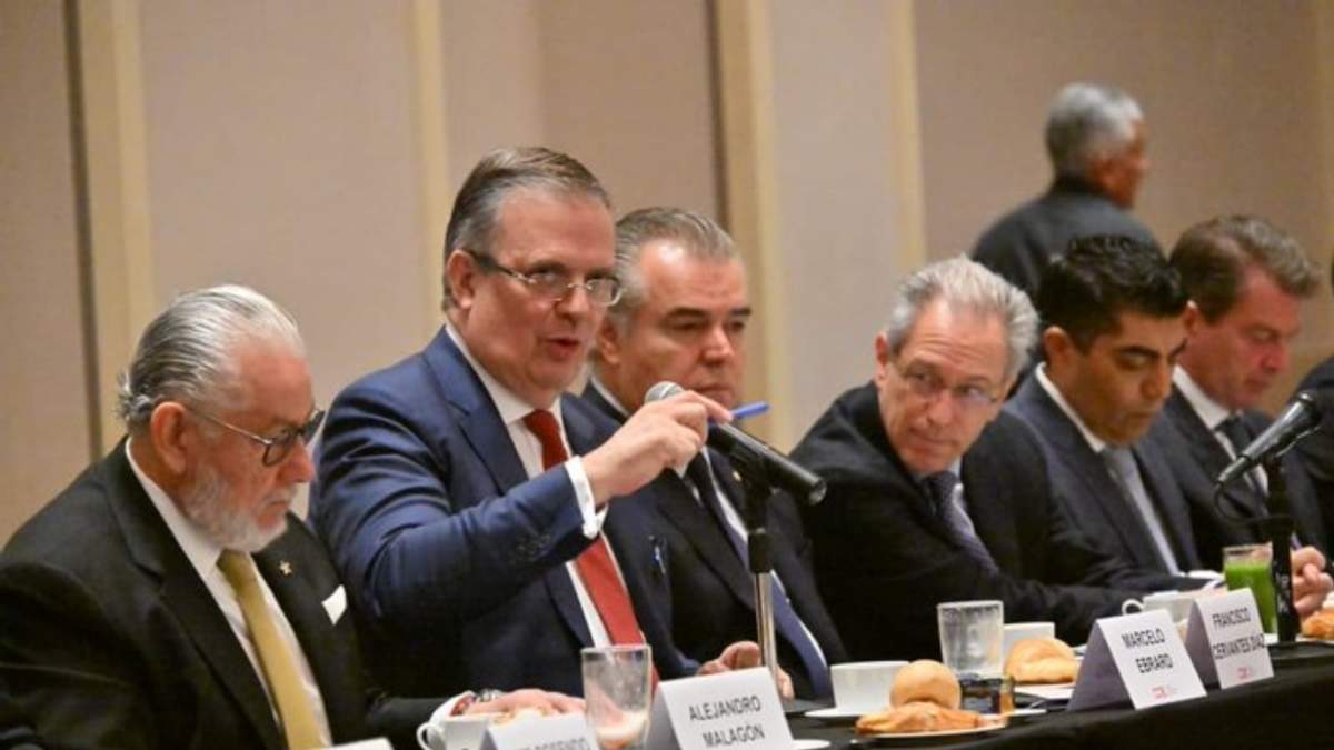 Marcelo Ebrard, Secretario de Economía en diálogo con el Consejo Coordinador Empresarial