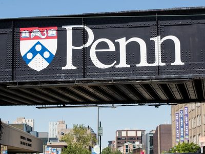 Gobierno de Trump congela 175 millones a la Universidad de Pensilvania por nadadora trans