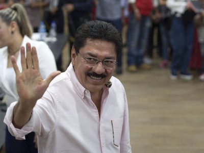El INE rechaza queja contra Ulises Ruiz por violencia política de género