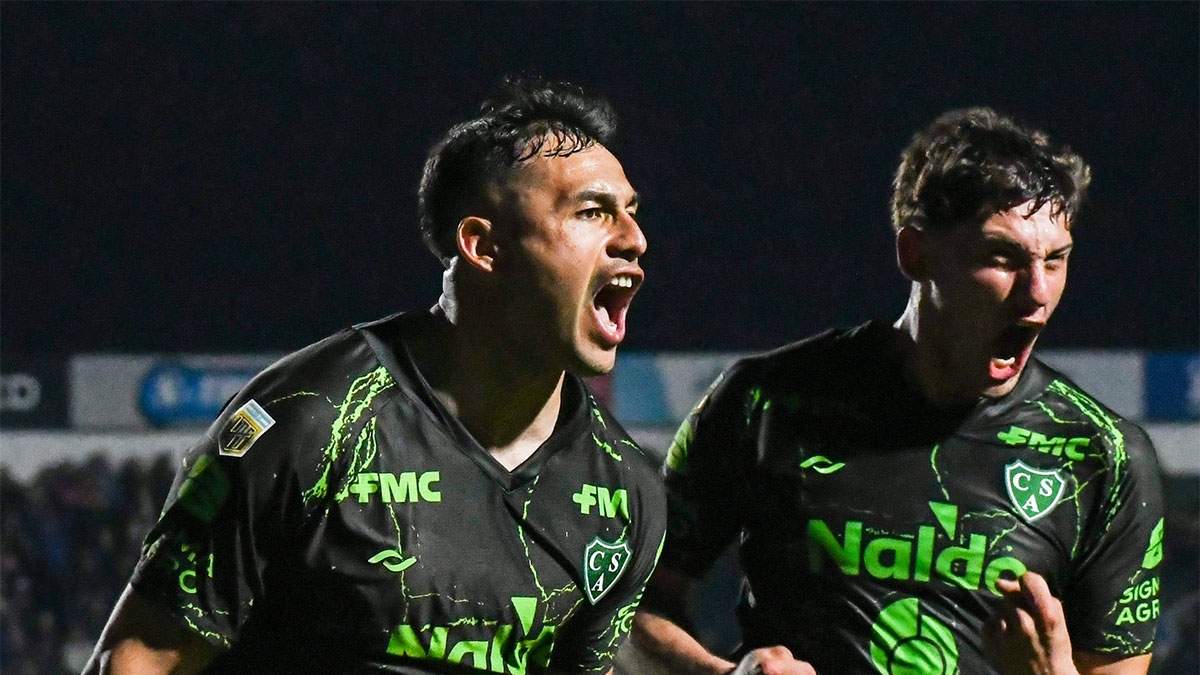 Sarmiento derrotó a Aldosivi.