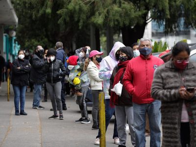 López-Gatell pide valorar la necesidad de hacerse una prueba de covid; hay escasez