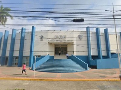 Familiares de desaparecidos protestan frente a la FGE en Tabasco, tras descubrimiento de fosa