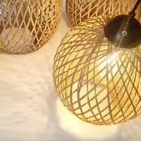 Con 3 elementos muy económicos, hacé esta lámpara trendy chic, más linda que las compradas