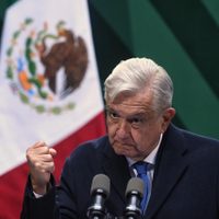 AMLO pidió a la UNAM que deje de hacer "politiquería"