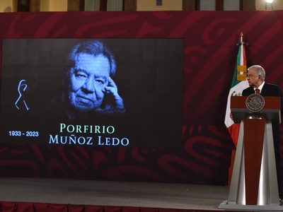 AMLO reitera pesar por muerte de Porfirio Muñoz Ledo