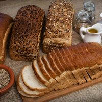 Pan de lino keto: bajo en calorías y súper fácil de hacer en casa para armar tus próximas tostadas
