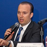 Federación Mexicana de Natación: con el agua hasta el cuello