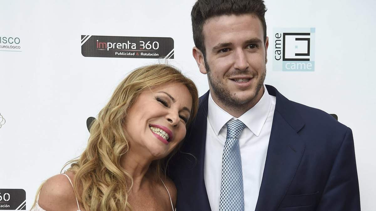 Álex Lequio y Ana Obregón. Fuente: (Instagram)