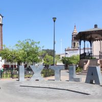 Restringen actividades nocturnas en Ixtlán, Michoacán