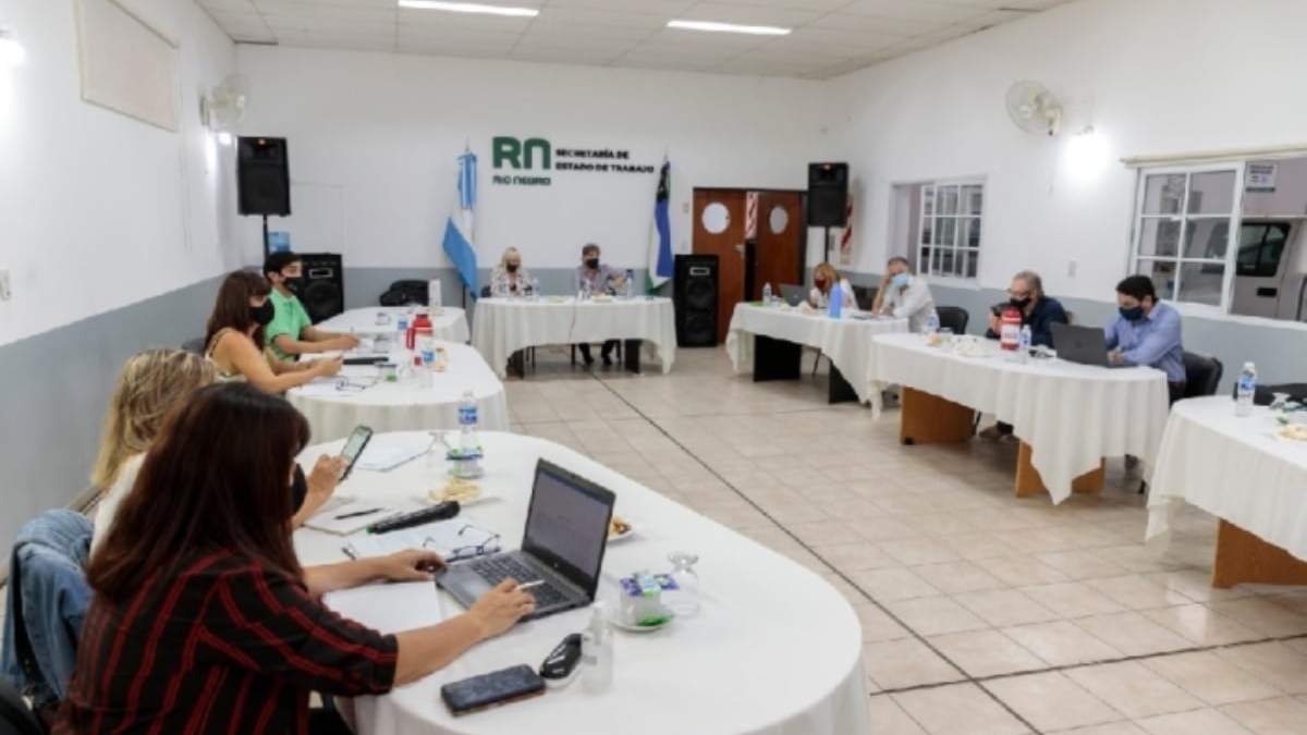 Trabajadores estatales de Río Negro. Fuente: (Twitter)