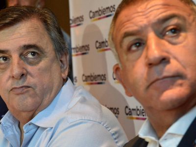 ¿Está celoso? Negri le apuntó a Fernández con el coronavirus de por medio