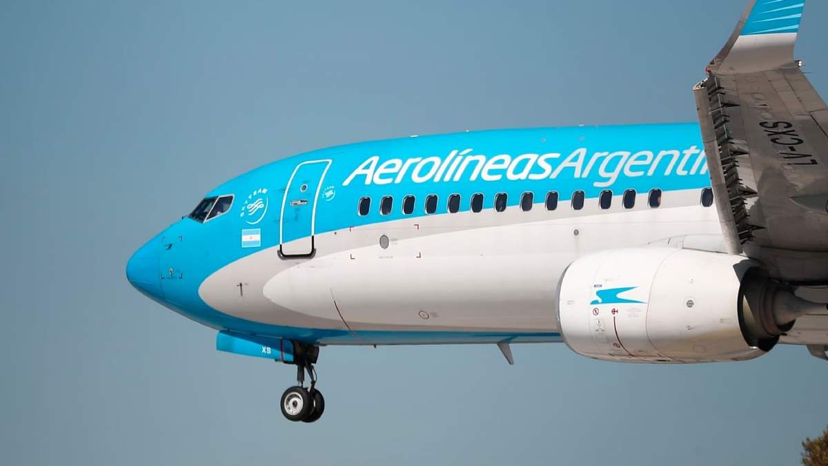 Aerolíneas Argentinas pidió disculpas por los inconvenientes causados a sus usuarios. Fuente: (X)