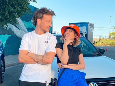 La selfie de Nico Vázquez recién levantado y los picantes comentarios de Gime Accardi