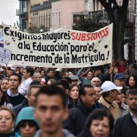 Académicos de la Universidad Veracruzana recriminan a Duarte reforma a pensiones